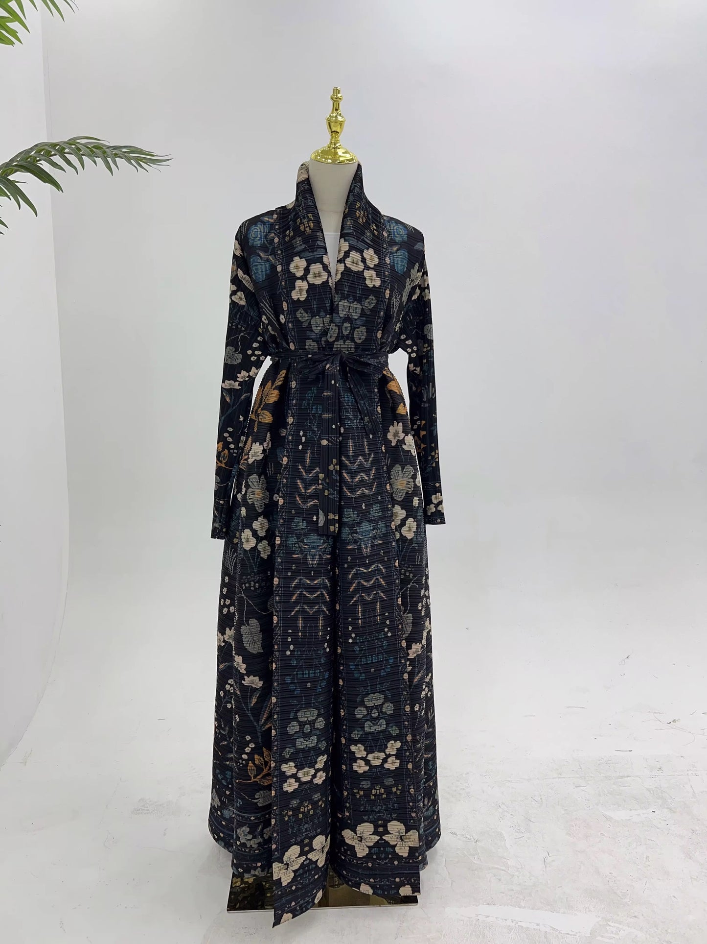 Rania Pleat Abaya