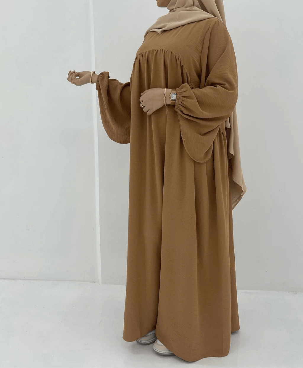 Flowy Crepe Puff Sleeve Abaya