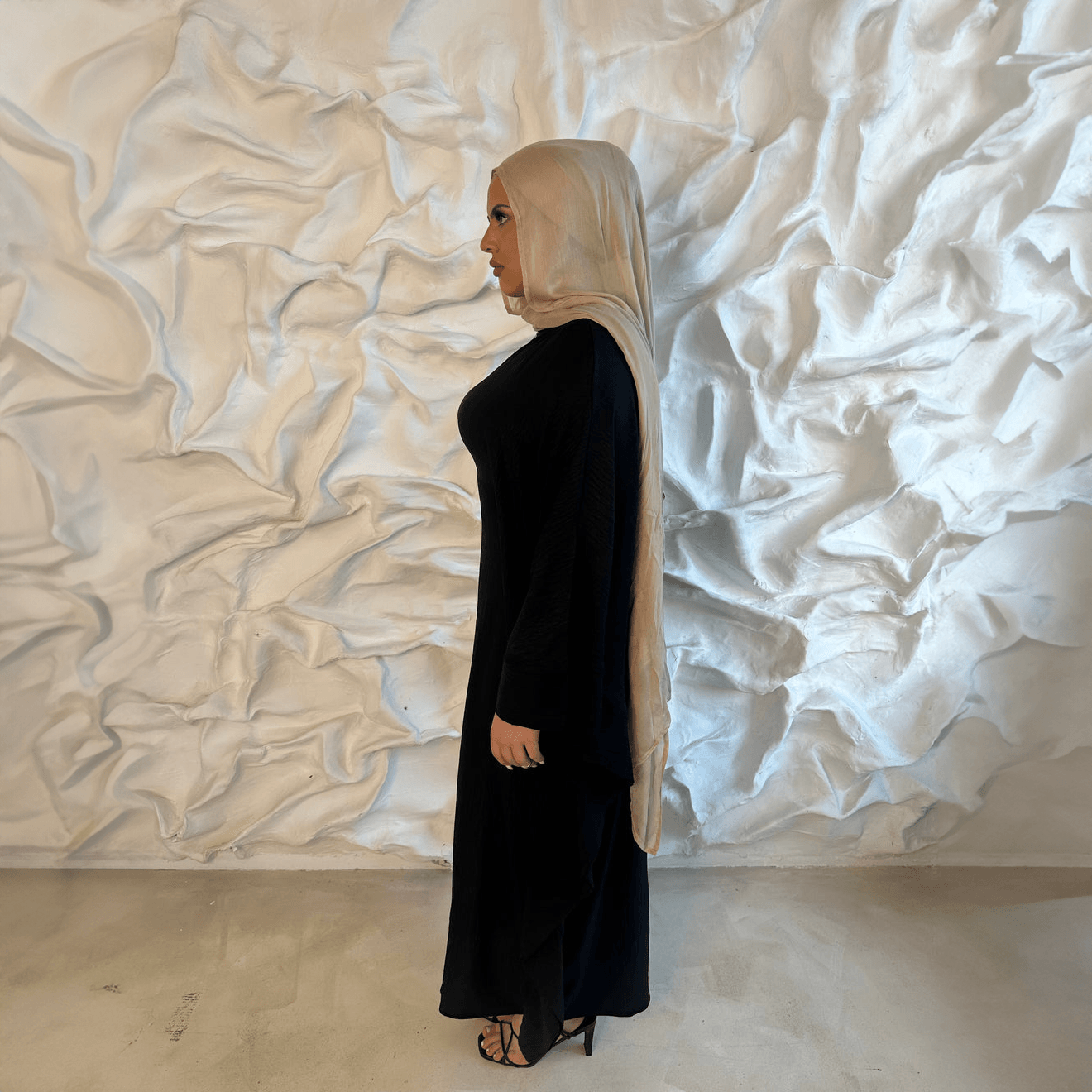 Hind Crepe Line Kaftan