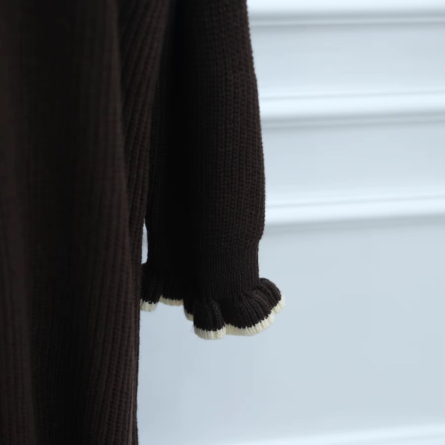 The Cottage - Sweater Abaya