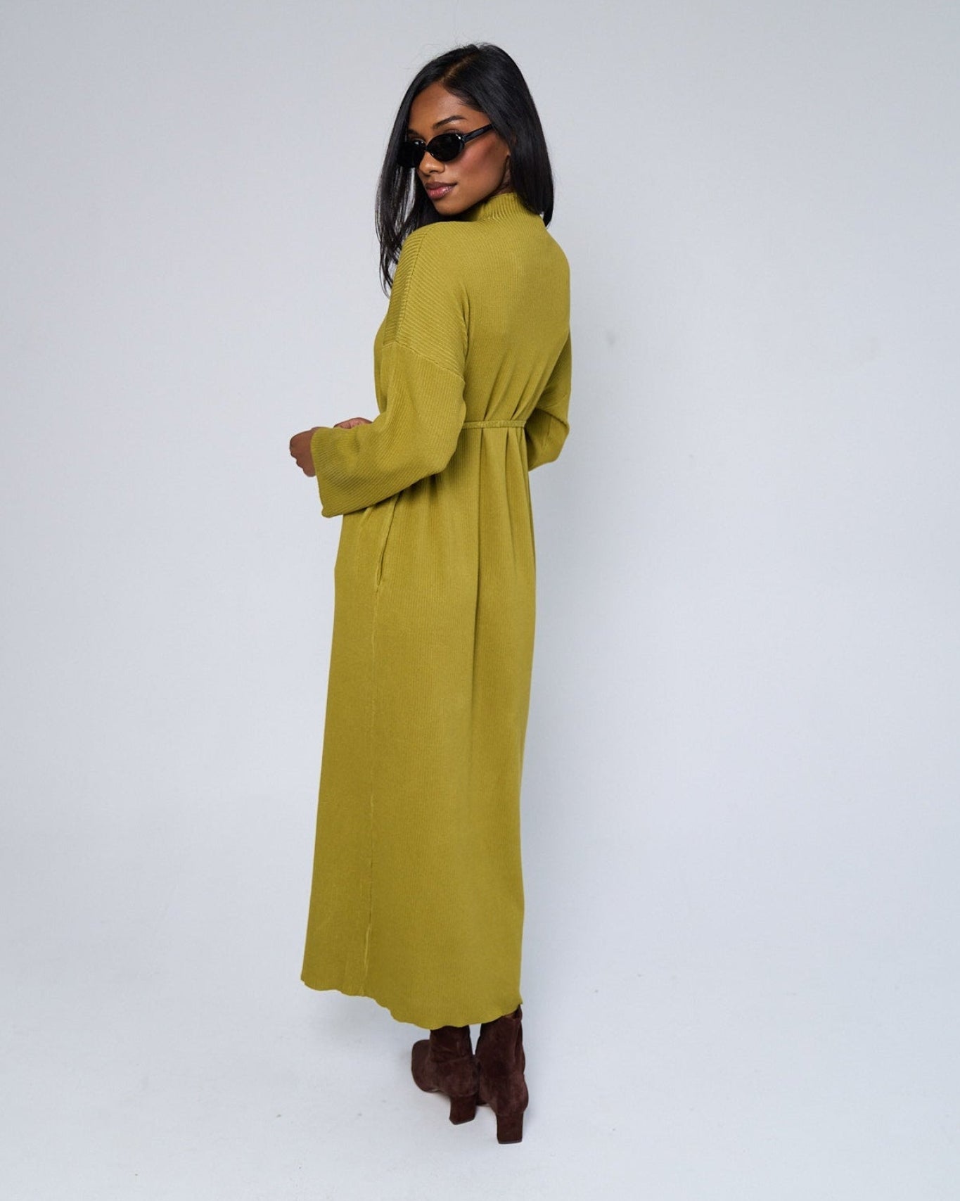 Autumn is Here - Closed Sweater Abaya