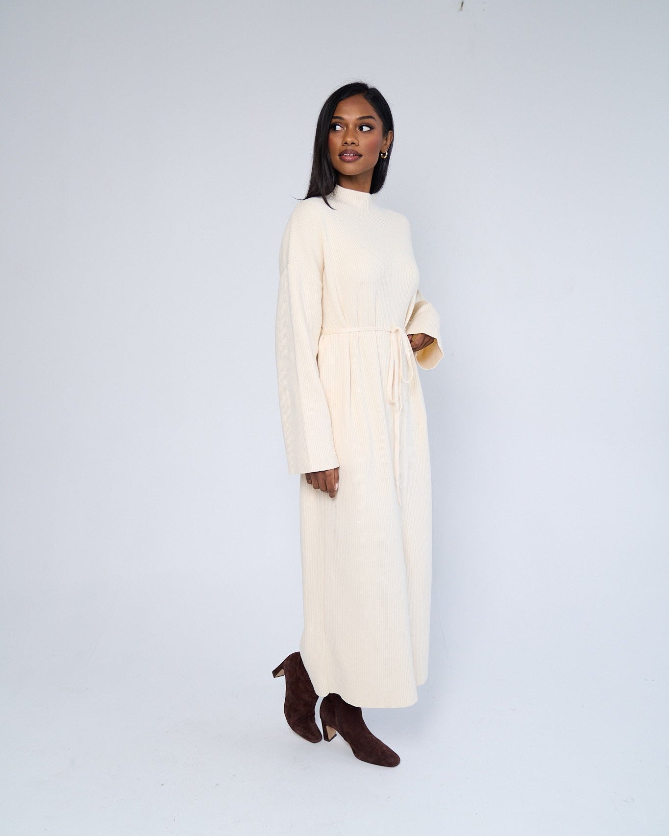 Autumn is Here - Closed Sweater Abaya