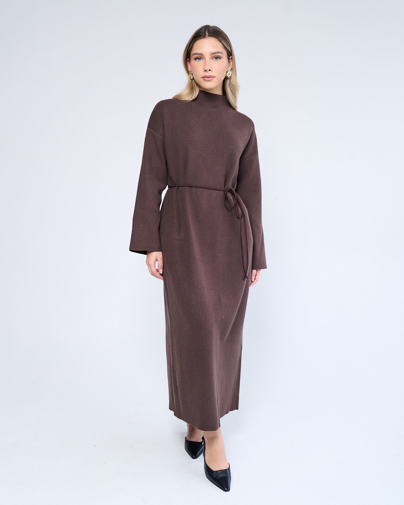 Autumn is Here - Closed Sweater Abaya