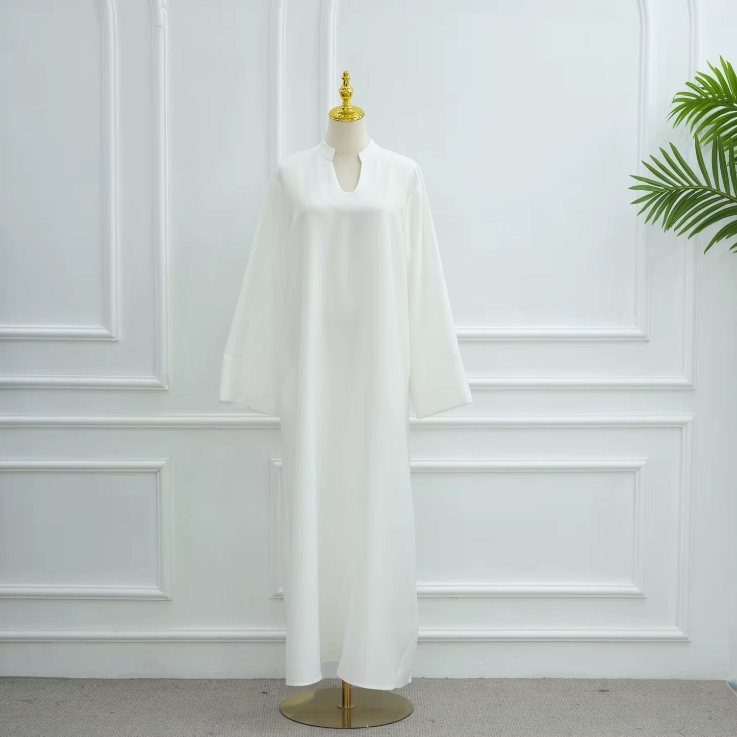 Greece - Minimal Closed Abaya
