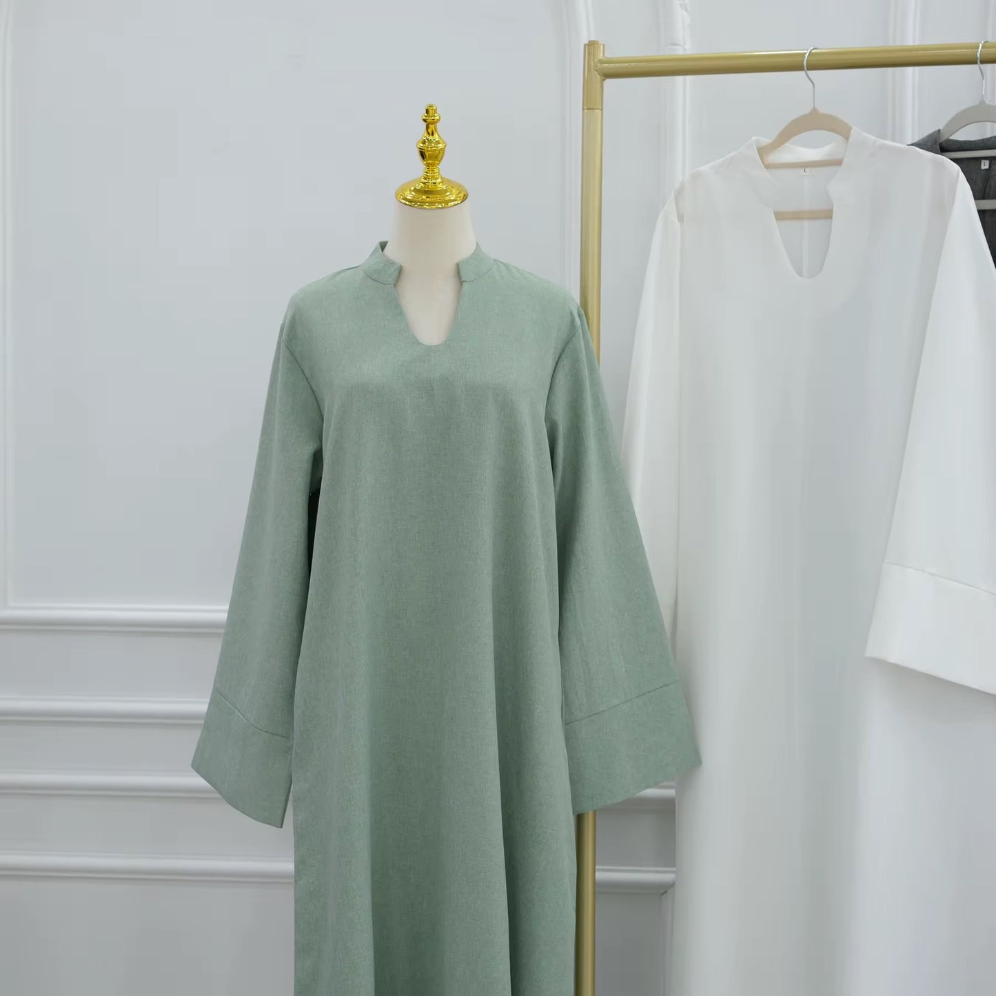 Greece - Minimal Closed Abaya