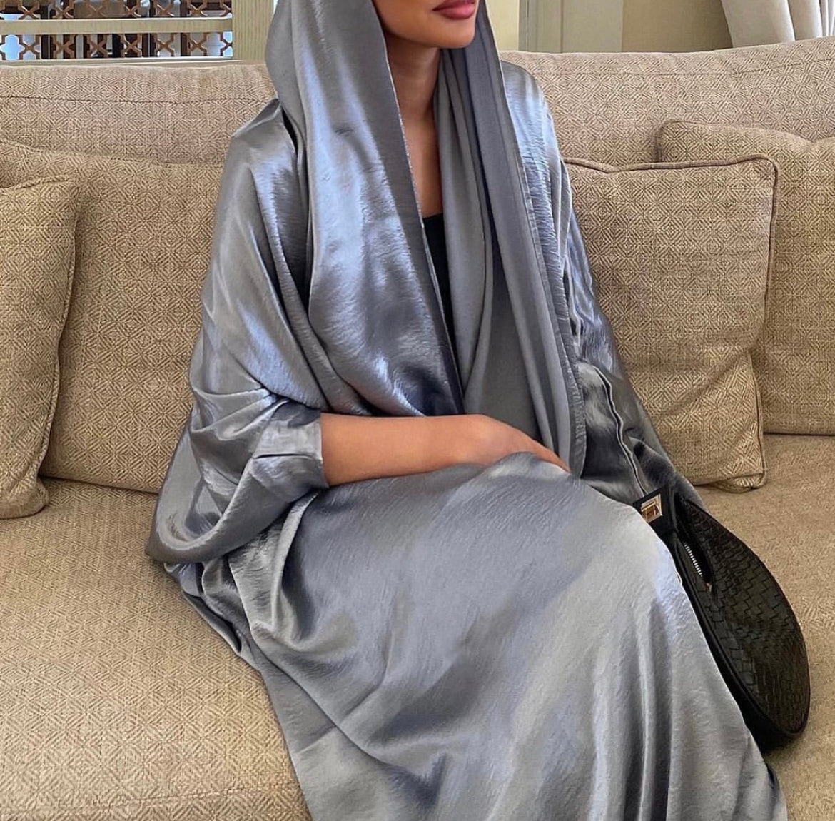 Dinner in Riyadh - Satin Kaftan (Hijab Included)