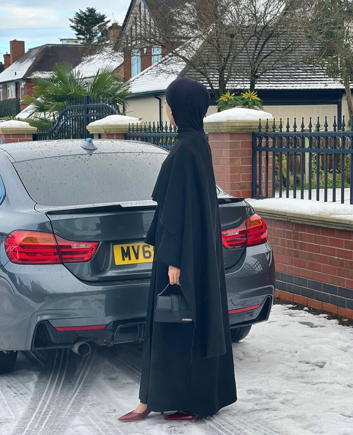 Royalty - Suede Cape Abaya