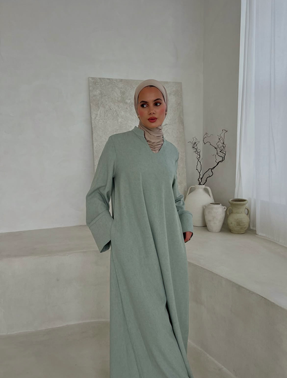 Greece - Minimal Closed Abaya