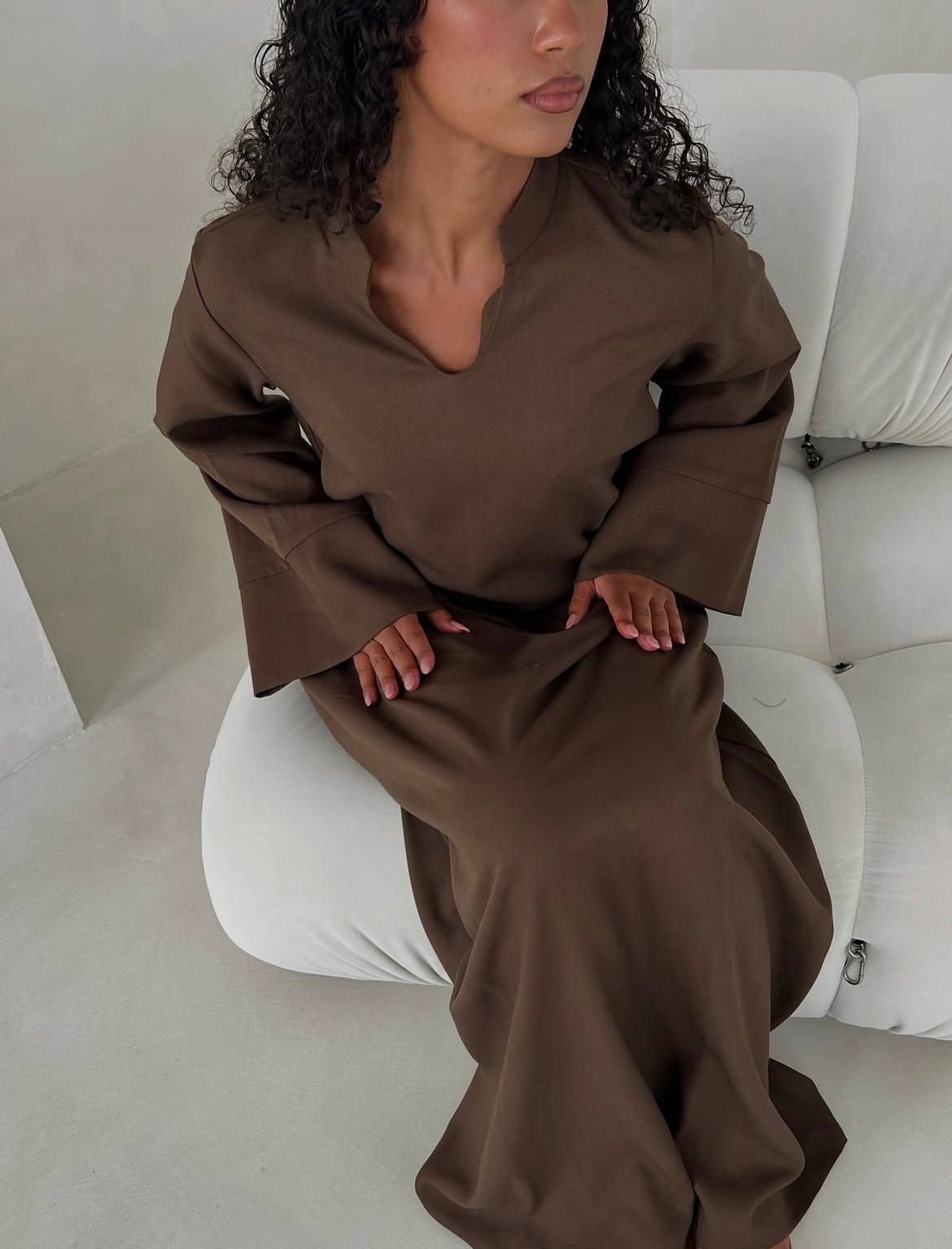 Greece - Minimal Closed Abaya