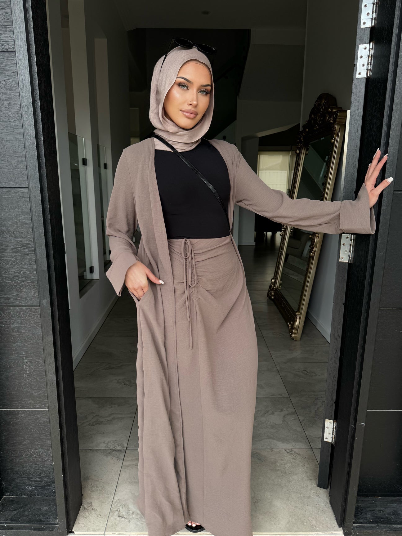 Zeenah - Abaya & Cinch Skirt Set