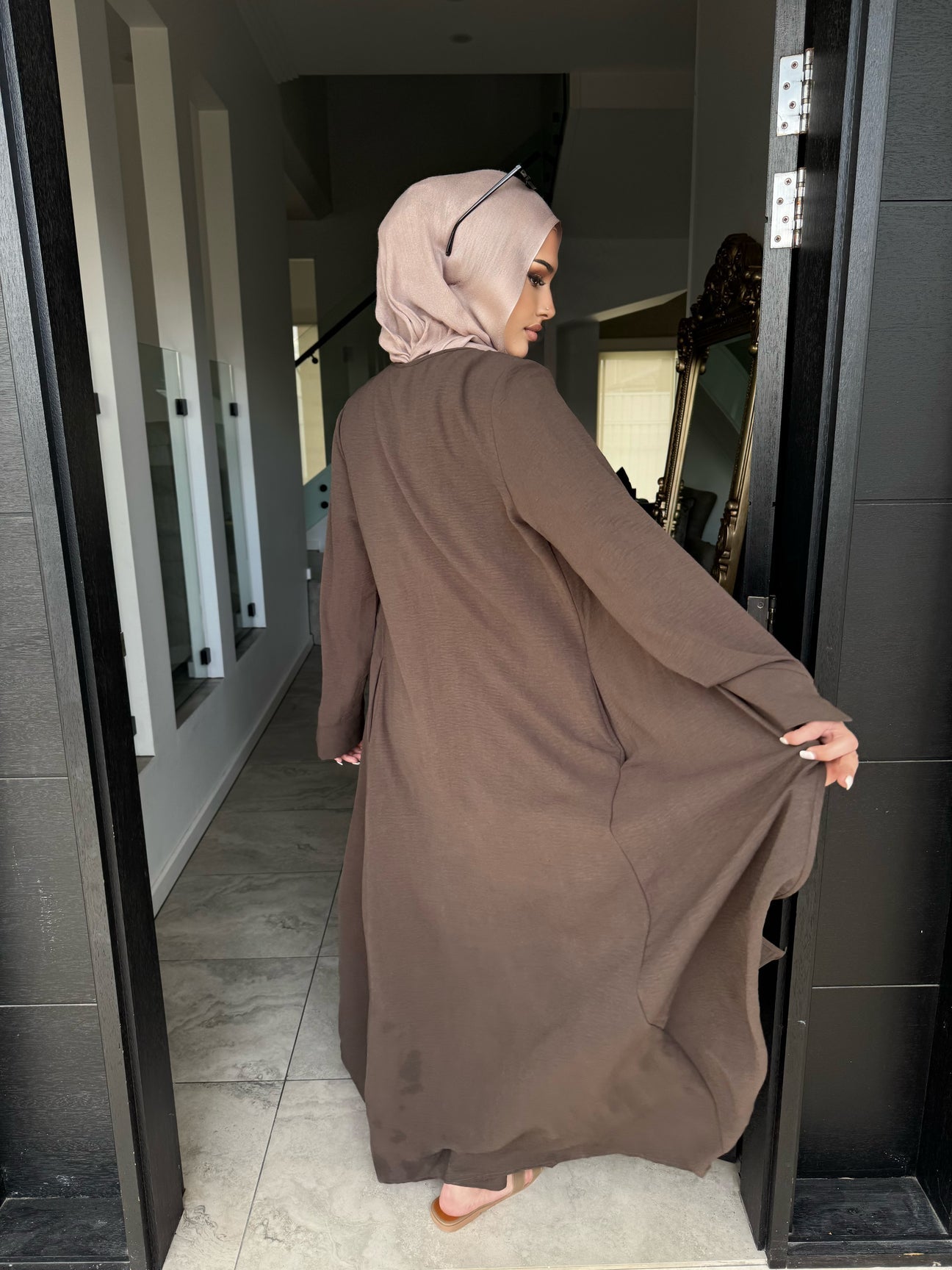 Zeenah - Abaya & Cinch Skirt Set