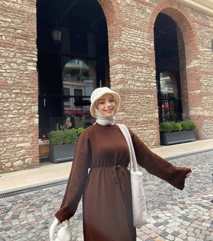 Closed Sweater Abaya