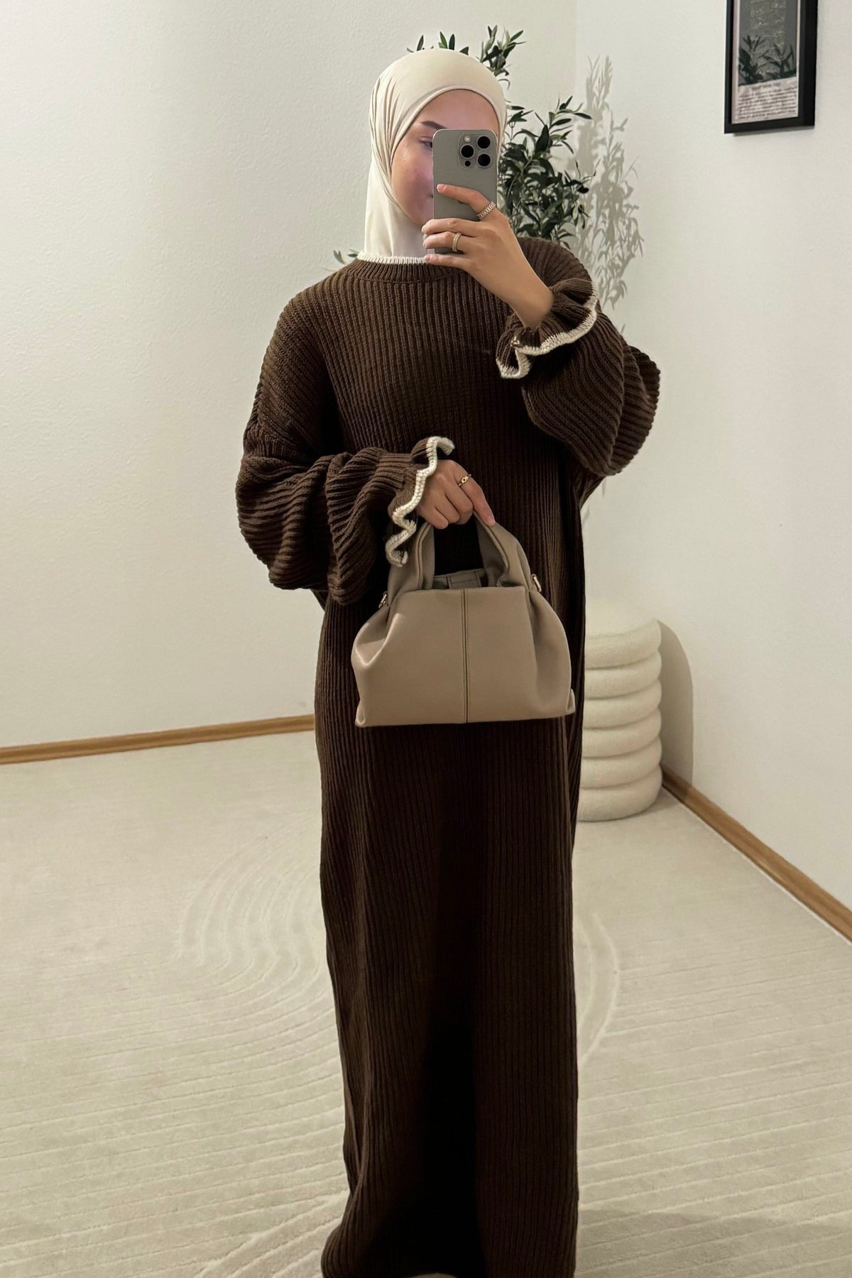The Cottage - Sweater Abaya