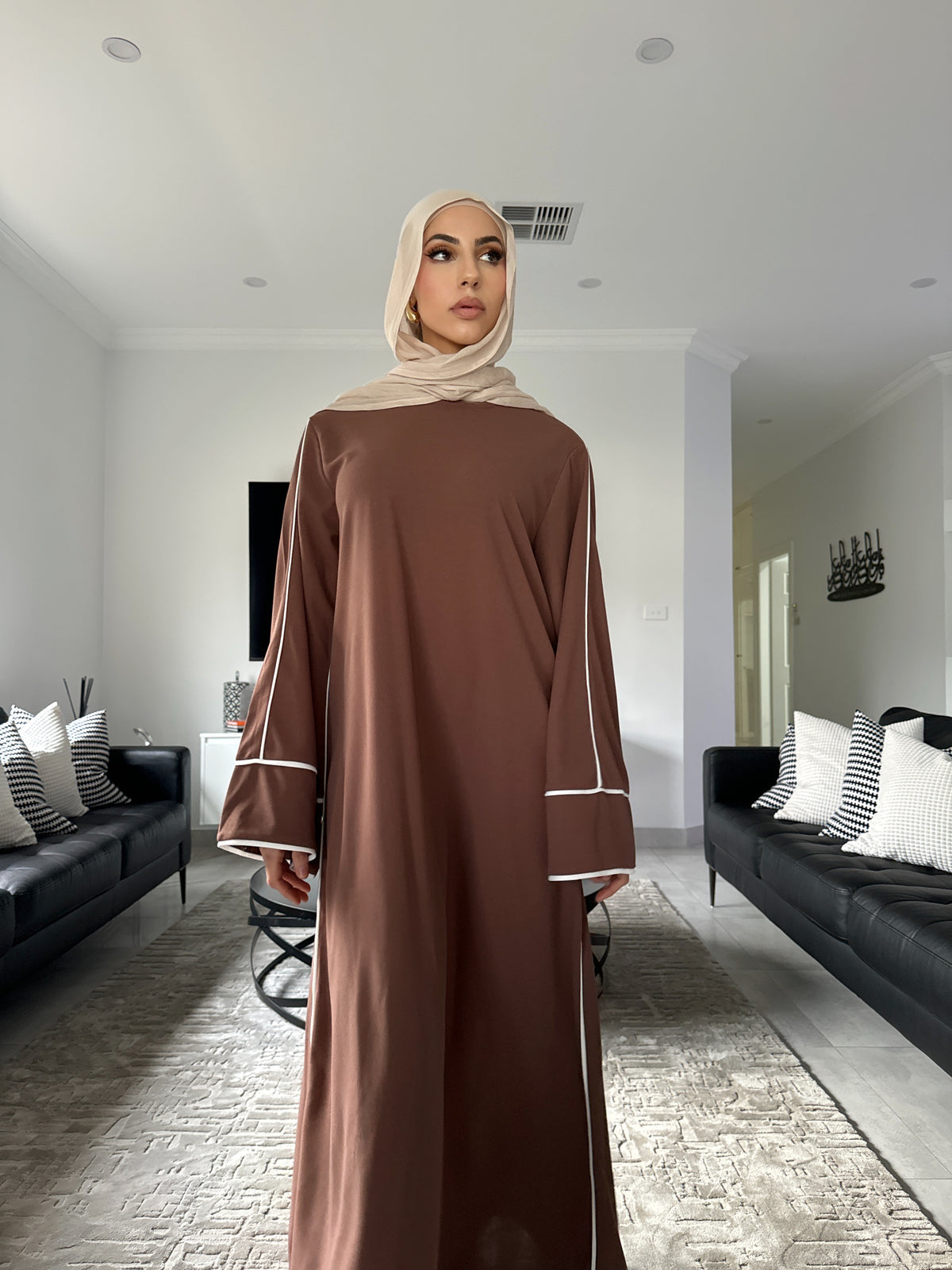 White Line Abaya