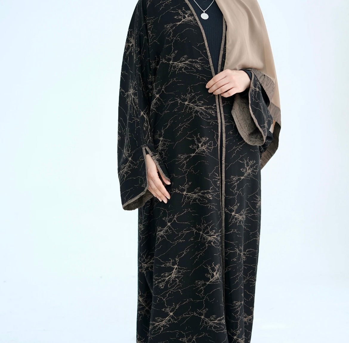 Luxury Reversible Crease Print Abaya