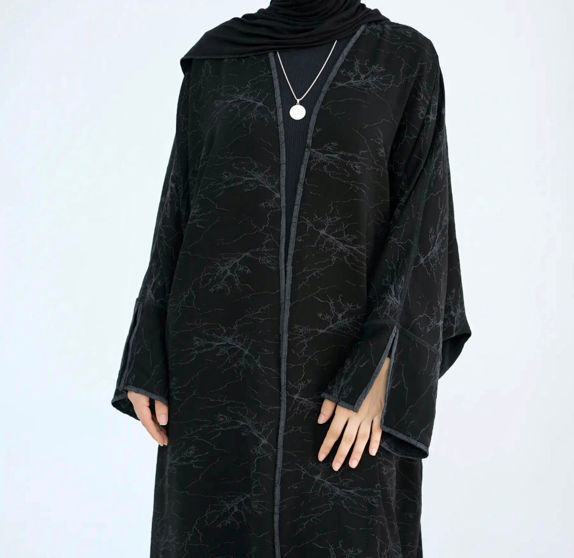 Luxury Reversible Crease Print Abaya