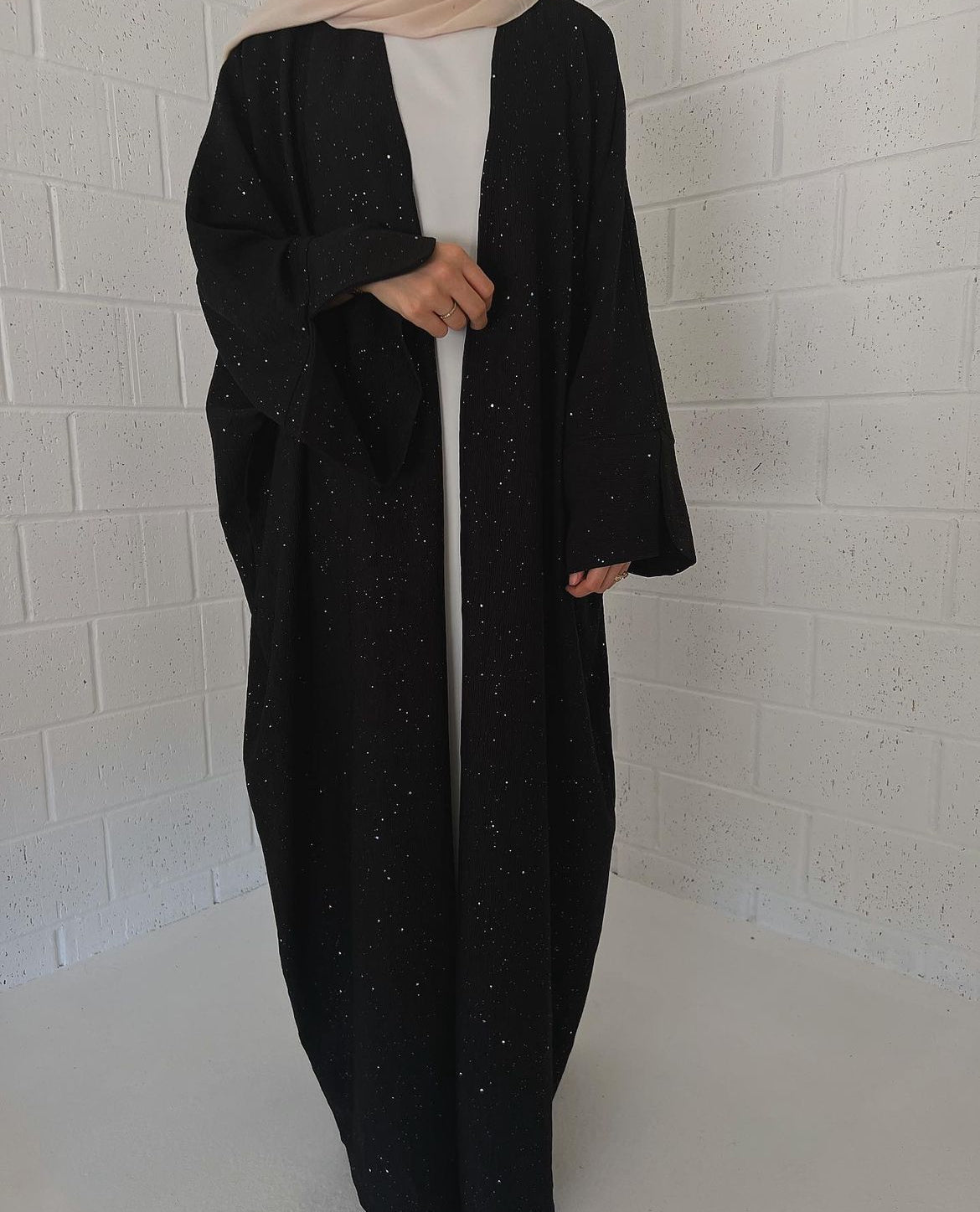 Starry Night - Ribbed Texture Slit Sleeve Abaya