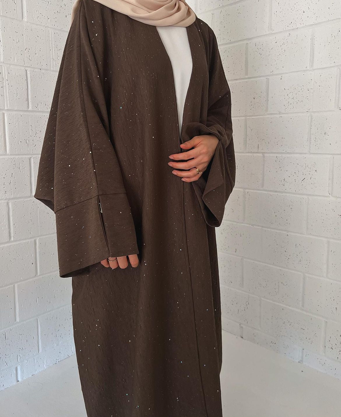 Starry Night - Ribbed Texture Slit Sleeve Abaya