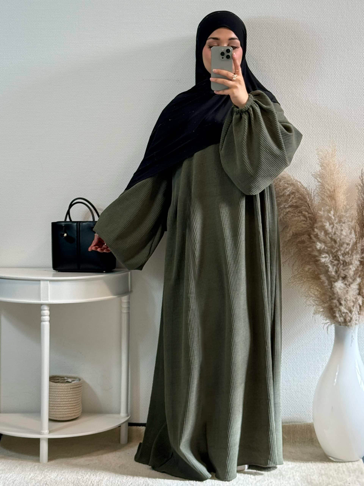 Corduroy Balloon Sleeve Abaya